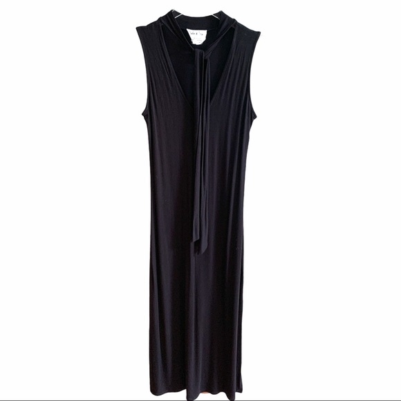 Sadie & Sage Dresses & Skirts - Sadie & Sage Black Tie-Neck Midi Dress